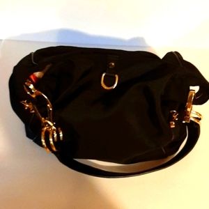 JKP PARIS 75.      Smoke free home